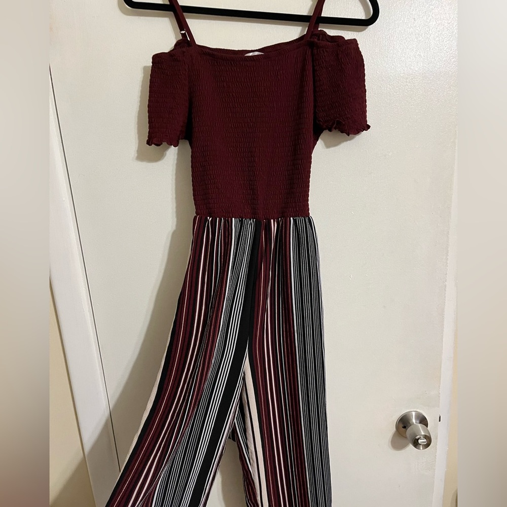 Off the should romper